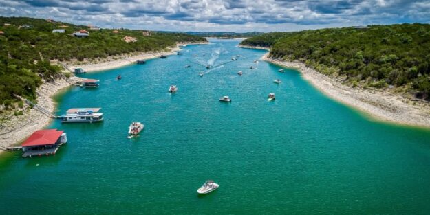 boats on lake travis boats on lake travis